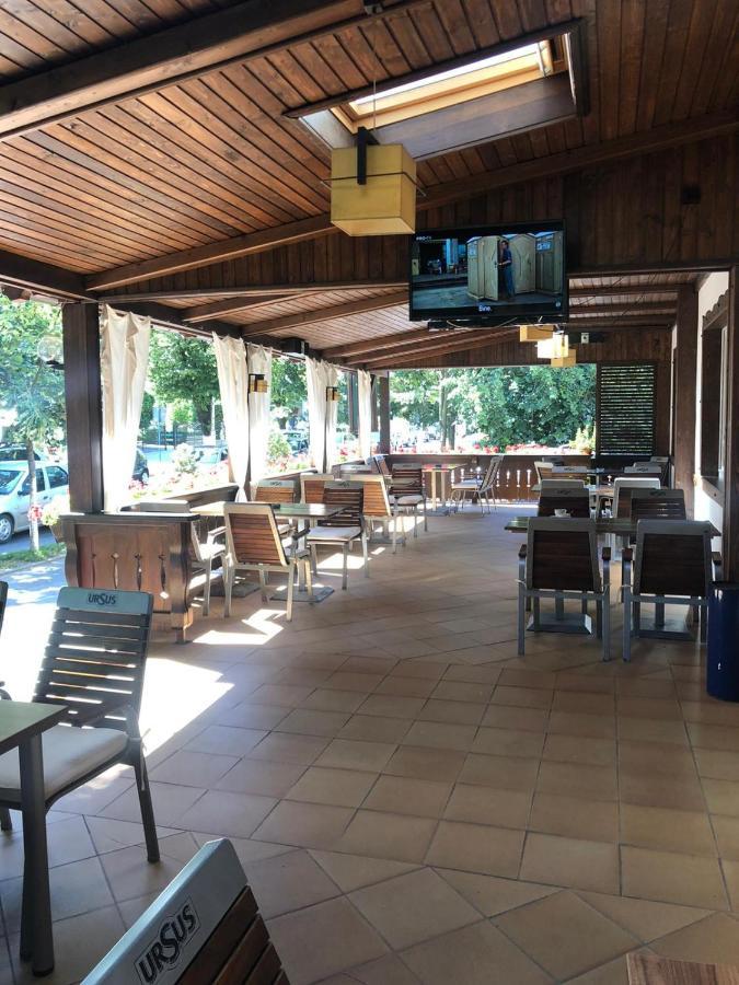 Pensiune Montana Curtea de Argeş Extérieur photo