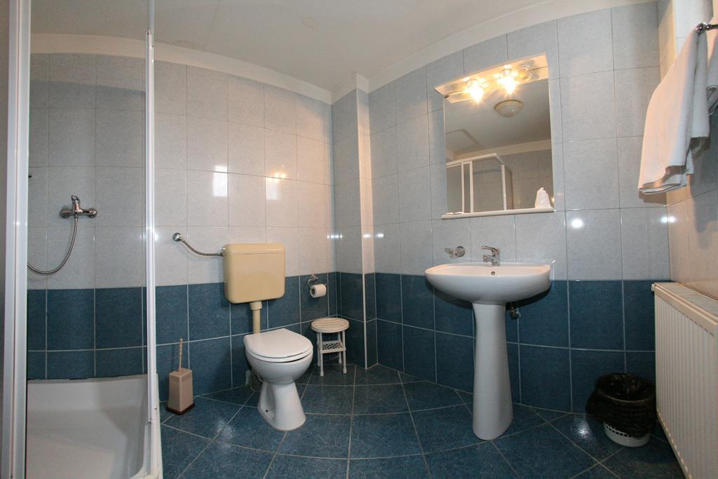 Pensiune Montana Curtea de Argeş Chambre photo